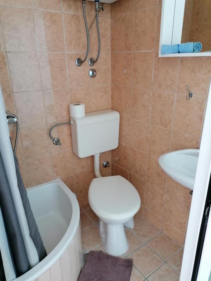 Guest House Lucija 马卡尔斯卡 外观 照片